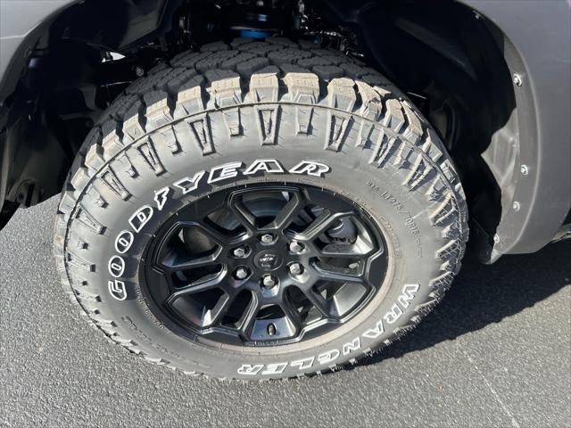 2026 Ram 1500 Rebel Crew Cab 4x4 5'7" Box