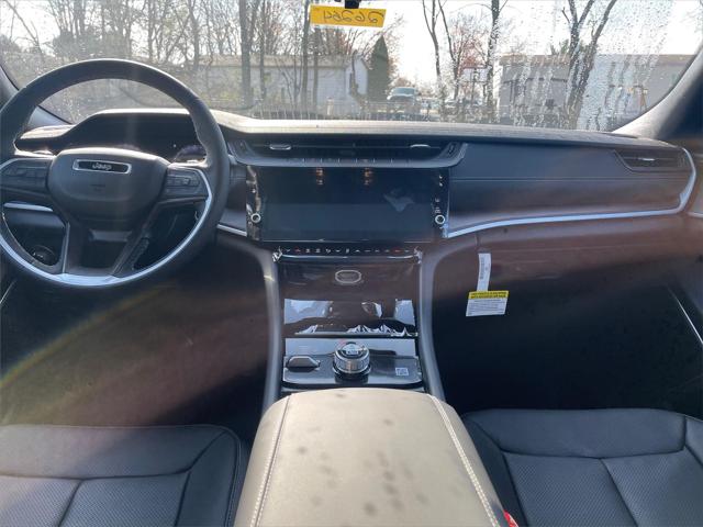 2026 Jeep Grand Cherokee Limited Reserve