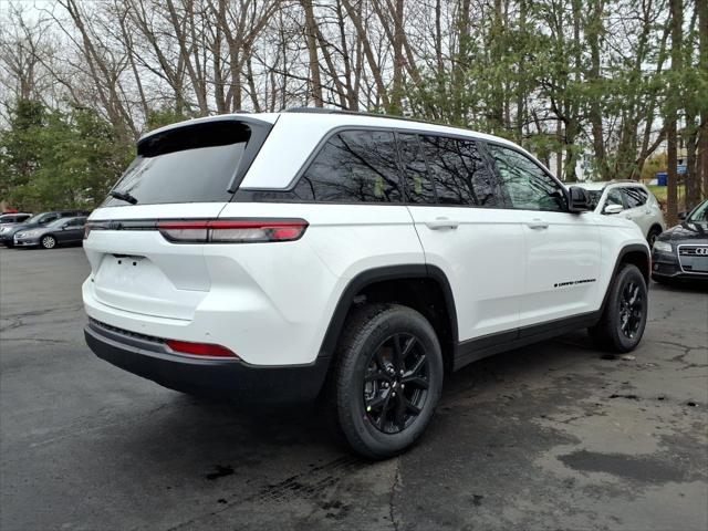 2026 Jeep Grand Cherokee GRAND CHEROKEE LAREDO ALTITUDE 4X4 2026 Jeep Grand Cherokee GRAND CHEROKEE LAREDO ALTITUDE 4X4