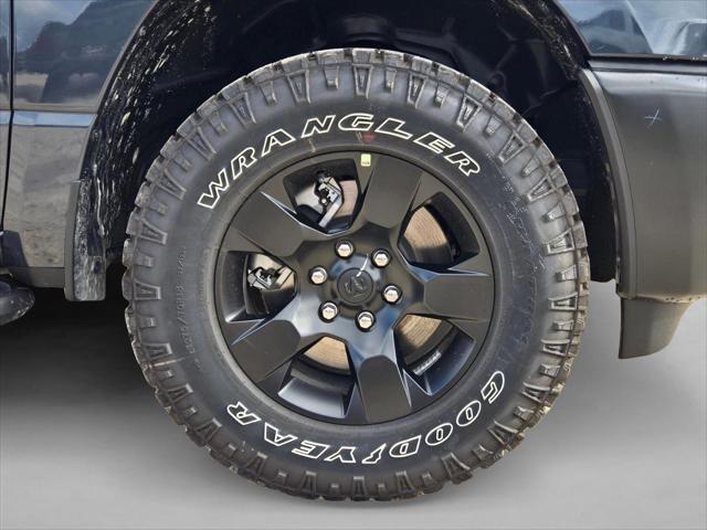 2026 Ram 1500 Warlock Crew Cab 4x4 5'7" Box