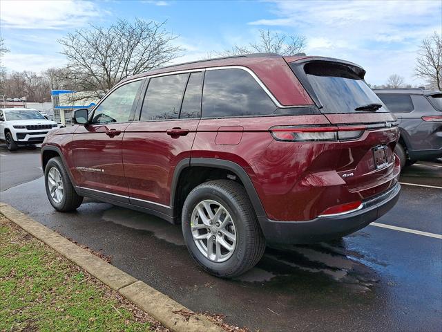 2026 Jeep Grand Cherokee GRAND CHEROKEE LAREDO X 4X4