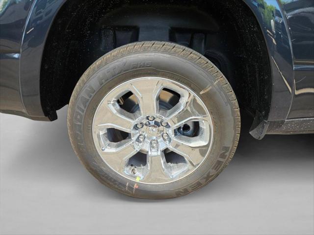 2026 Ram 1500 Lone Star Crew Cab 4x4 5'7" Box