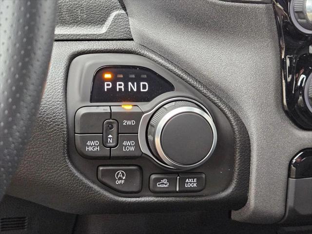 2026 Ram 1500 Warlock Crew Cab 4x4 5'7" Box