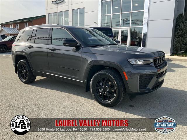 2026 Jeep Grand Cherokee GRAND CHEROKEE LAREDO ALTITUDE 4X4