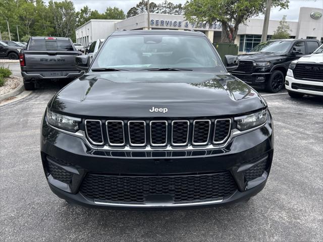 2026 Jeep Grand Cherokee GRAND CHEROKEE LAREDO X 4X4