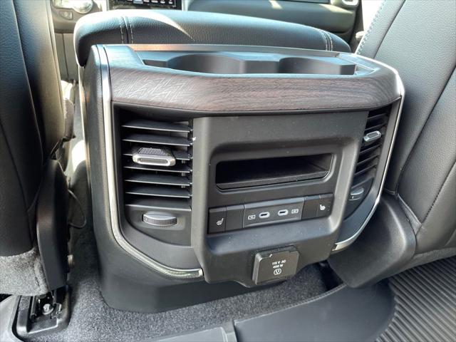 2026 Ram 1500 Laramie Crew Cab 4x4 5'7" Box