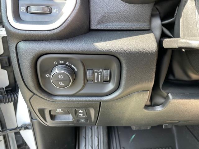 2026 Ram 1500 Laramie Crew Cab 4x4 5'7" Box