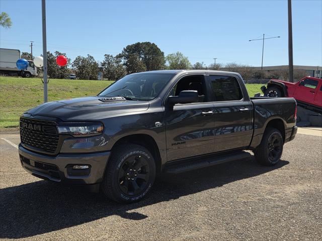 2026 RAM Ram 1500 RAM 1500 EXPRESS CREW CAB 4X4 57 BOX