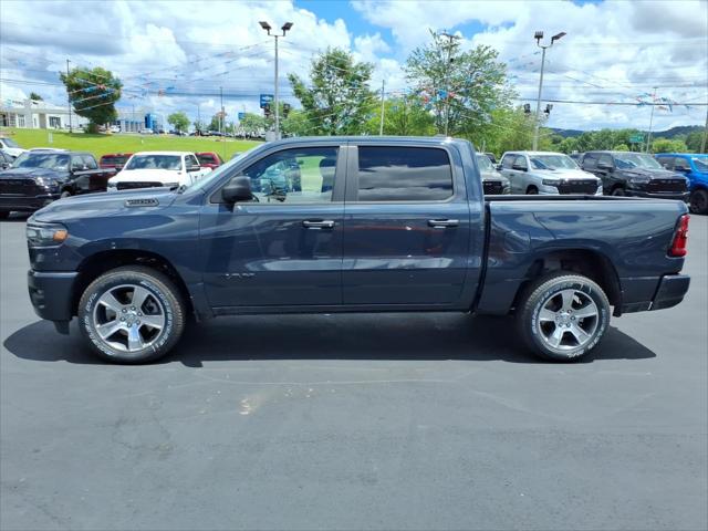 2026 RAM Ram 1500 RAM 1500 EXPRESS CREW CAB 4X4 57 BOX