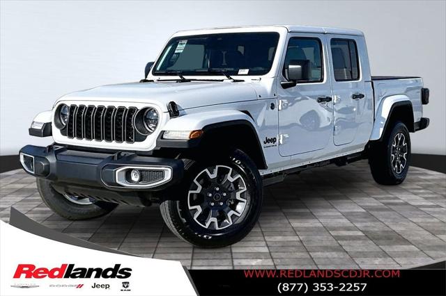 2026 Jeep Gladiator GLADIATOR SAHARA 4X4