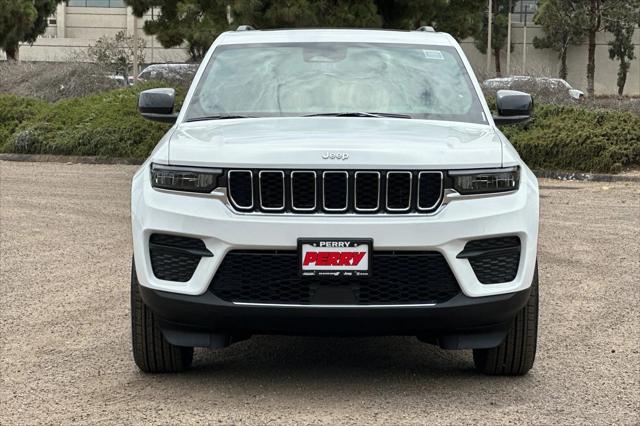 2026 Jeep Grand Cherokee GRAND CHEROKEE LAREDO X 4X4 2026 Jeep Grand Cherokee GRAND CHEROKEE LAREDO X 4X4