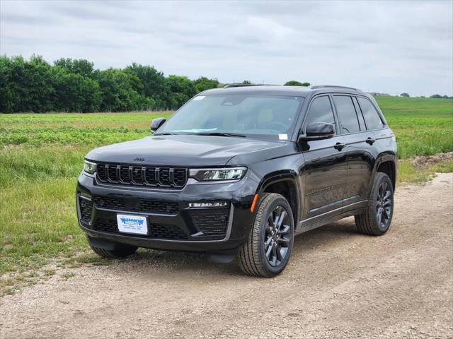 2026 Jeep Grand Cherokee GRAND CHEROKEE LIMITED RESERVE 4X4