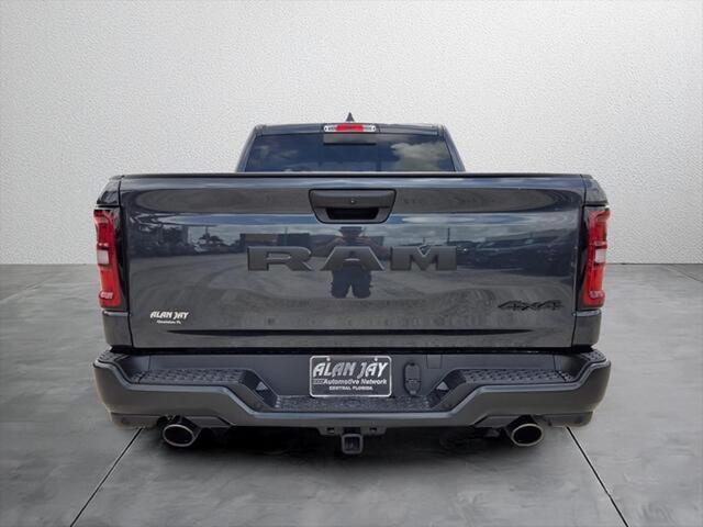 2026 Ram 1500 Warlock Crew Cab 4x4 5'7" Box