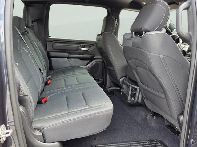 2026 Ram 1500 Warlock Crew Cab 4x4 5'7" Box