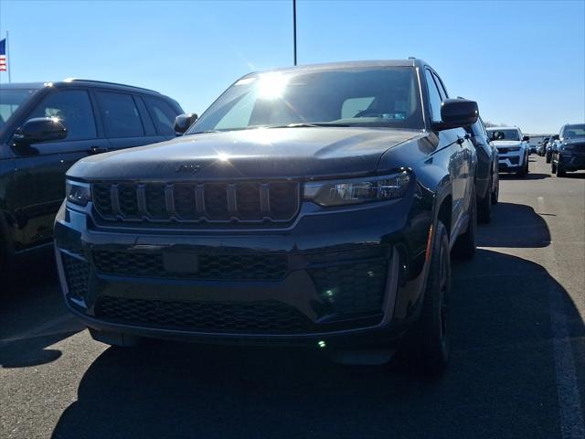 2026 Jeep Grand Cherokee GRAND CHEROKEE LAREDO ALTITUDE 4X4