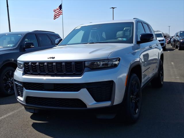 2026 Jeep Grand Cherokee GRAND CHEROKEE LAREDO ALTITUDE 4X4