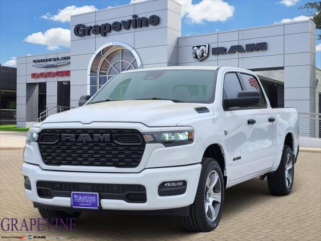2026 RAM Ram 1500 RAM 1500 EXPRESS CREW CAB 4X4 57 BOX