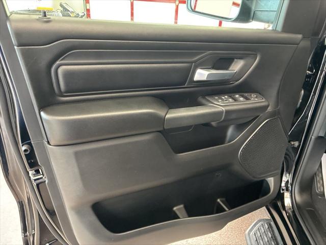 2026 Ram 1500 Express Crew Cab 4x4 5'7" Box