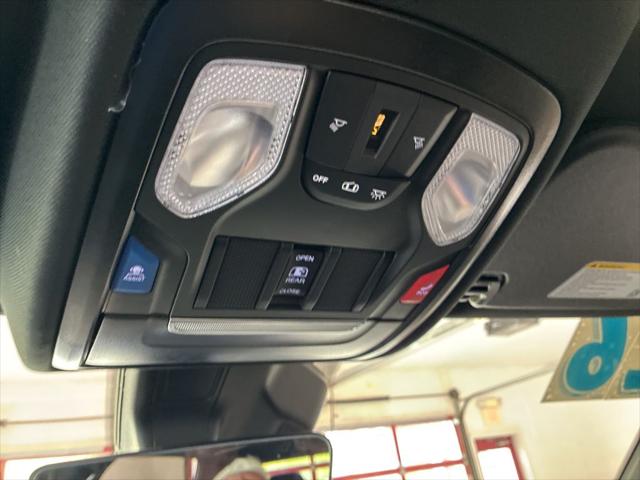 2026 Ram 1500 Express Crew Cab 4x4 5'7" Box