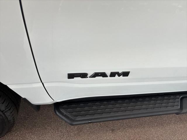 2026 Ram 1500 Express Crew Cab 4x4 57 Box