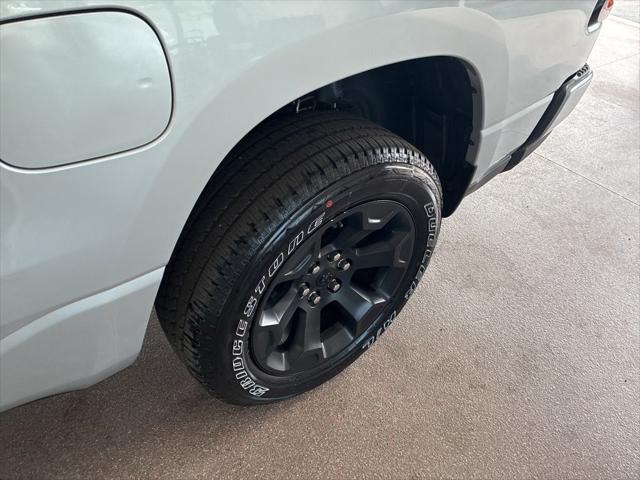 2026 Ram 1500 Express Crew Cab 4x4 5'7" Box