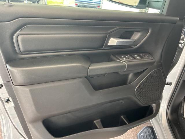2026 Ram 1500 Express Crew Cab 4x4 5'7" Box