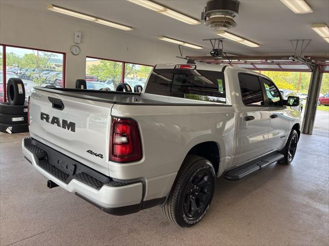 2026 Ram 1500 Express Crew Cab 4x4 5'7" Box