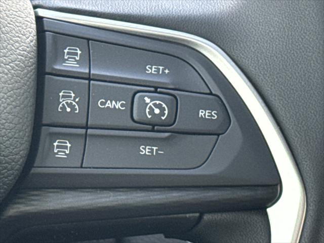 2026 Jeep Grand Cherokee Laredo 4x2