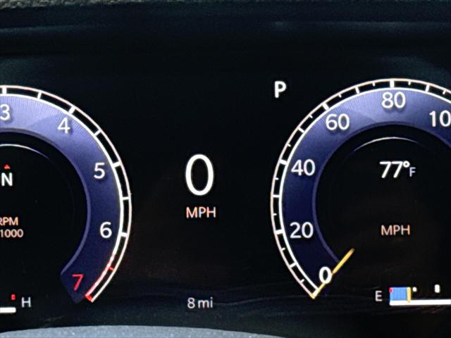 2026 Jeep Grand Cherokee Laredo 4x2