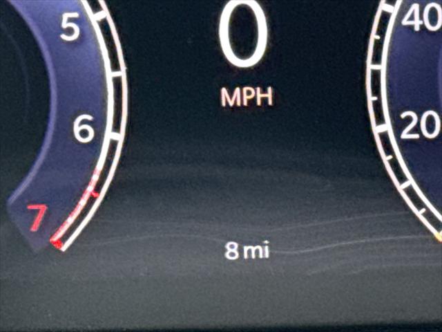 2026 Jeep Grand Cherokee Laredo 4x2