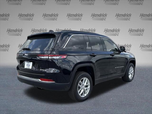 2026 Jeep Grand Cherokee Laredo 4x2
