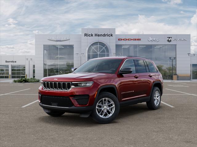 2026 Jeep Grand Cherokee Laredo's photo