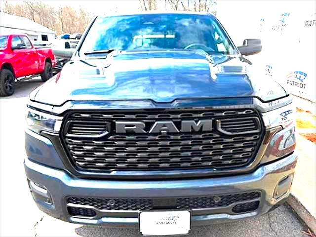 2026 RAM Ram 1500 RAM 1500 EXPRESS CREW CAB 4X4 57 BOX 2026 RAM Ram 1500 RAM 1500 EXPRESS CREW CAB 4X4 57 BOX