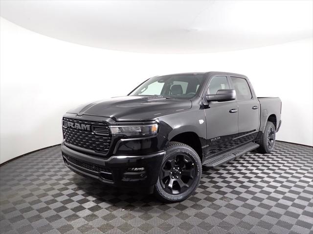 2026 RAM Ram 1500 RAM 1500 EXPRESS CREW CAB 4X4 57 BOX