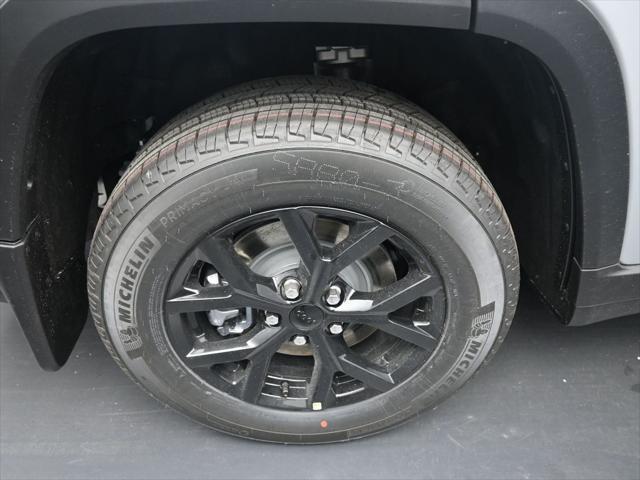 2026 Jeep Grand Cherokee L GRAND CHEROKEE L LAREDO ALTITUDE 4X4