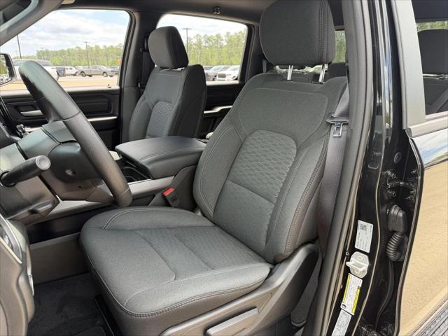 2026 Ram 1500 Express Crew Cab 4x4 5'7" Box