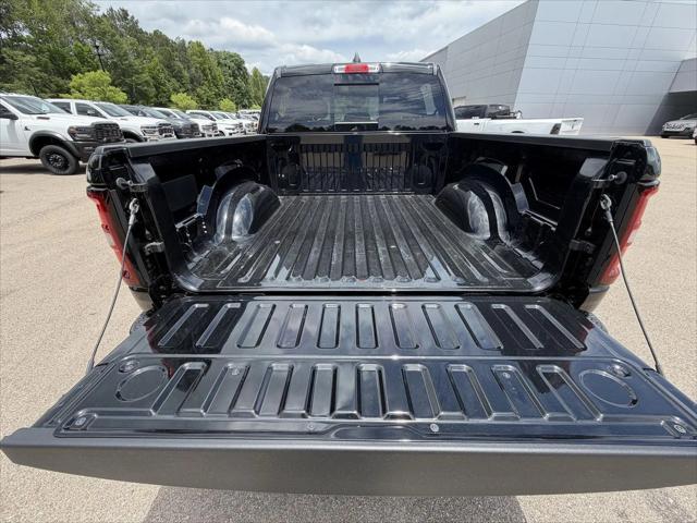 2026 Ram 1500 Express Crew Cab 4x4 5'7" Box