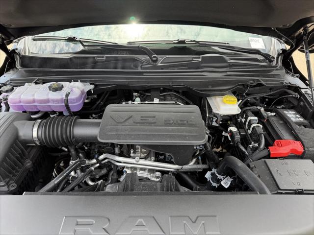 2026 Ram 1500 Express Crew Cab 4x4 5'7" Box
