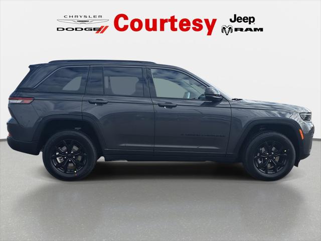 2026 Jeep Grand Cherokee Altitude 4x4