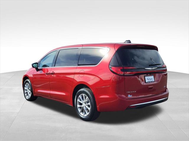 2026 Chrysler Pacifica Select AWD