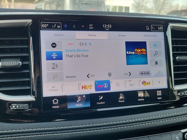 2026 Chrysler Pacifica Select AWD