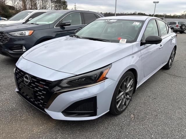 2024 Nissan Altima SR VC-Turbo FWD