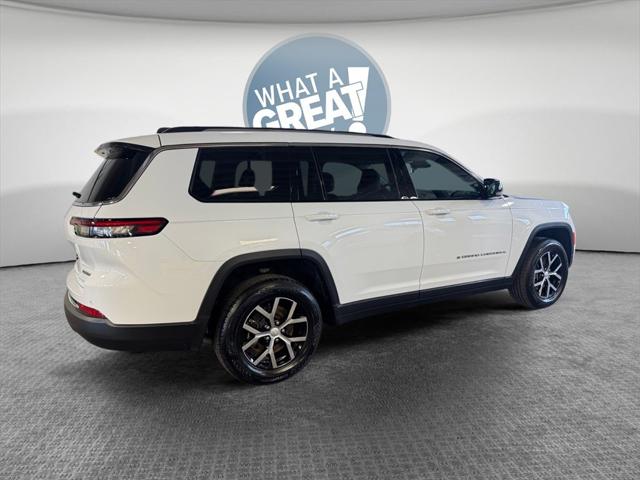 2023 Jeep Grand Cherokee L Limited 4x4 2023 Jeep Grand Cherokee L Limited 4x4