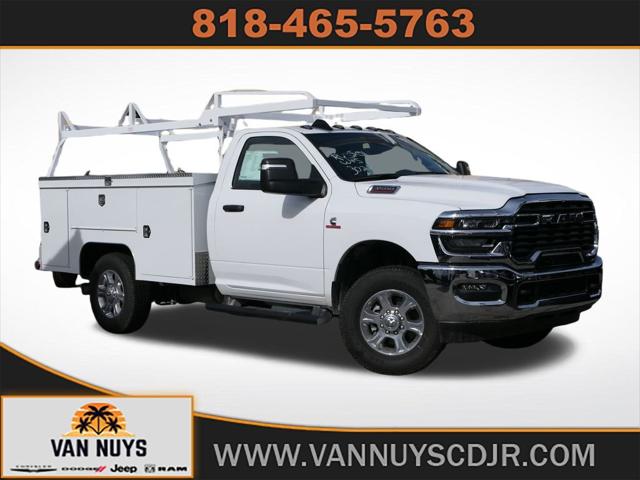 2026 RAM Ram 3500 Chassis Cab RAM 3500 TRADESMAN CHASSIS REGULAR CAB 4X4 60 CA