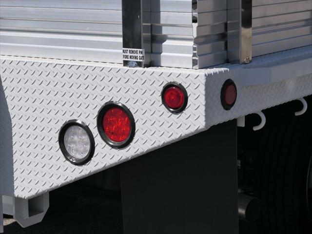 2026 RAM Ram 5500 Chassis Cab RAM 5500 TRADESMAN CHASSIS REGULAR CAB 4X4 84 CA