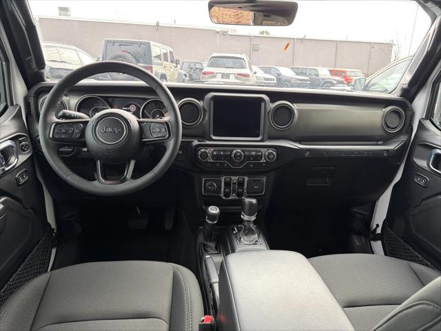 2023 Jeep Wrangler 4-Door Willys 4x4