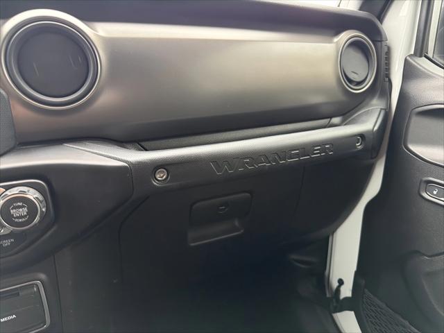2023 Jeep Wrangler 4-Door Willys 4x4