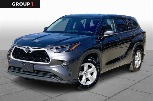 2024 Toyota Highlander LE