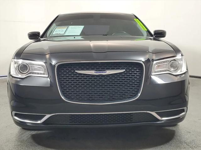 2019 Chrysler 300 Touring