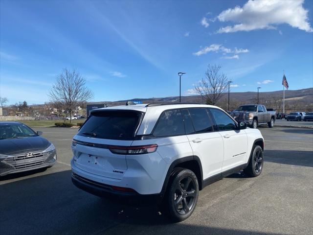 2023 Jeep Grand Cherokee Limited 4x4 2023 Jeep Grand Cherokee Limited 4x4